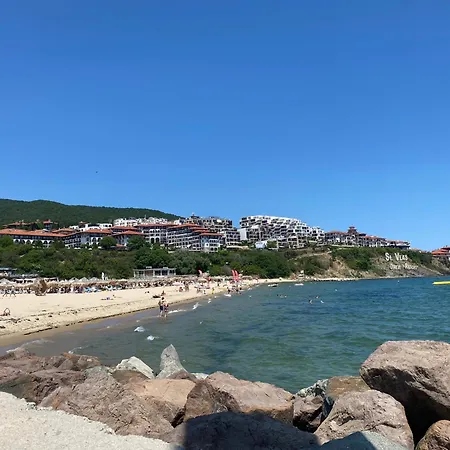 Apartment Sun Palace 3 *